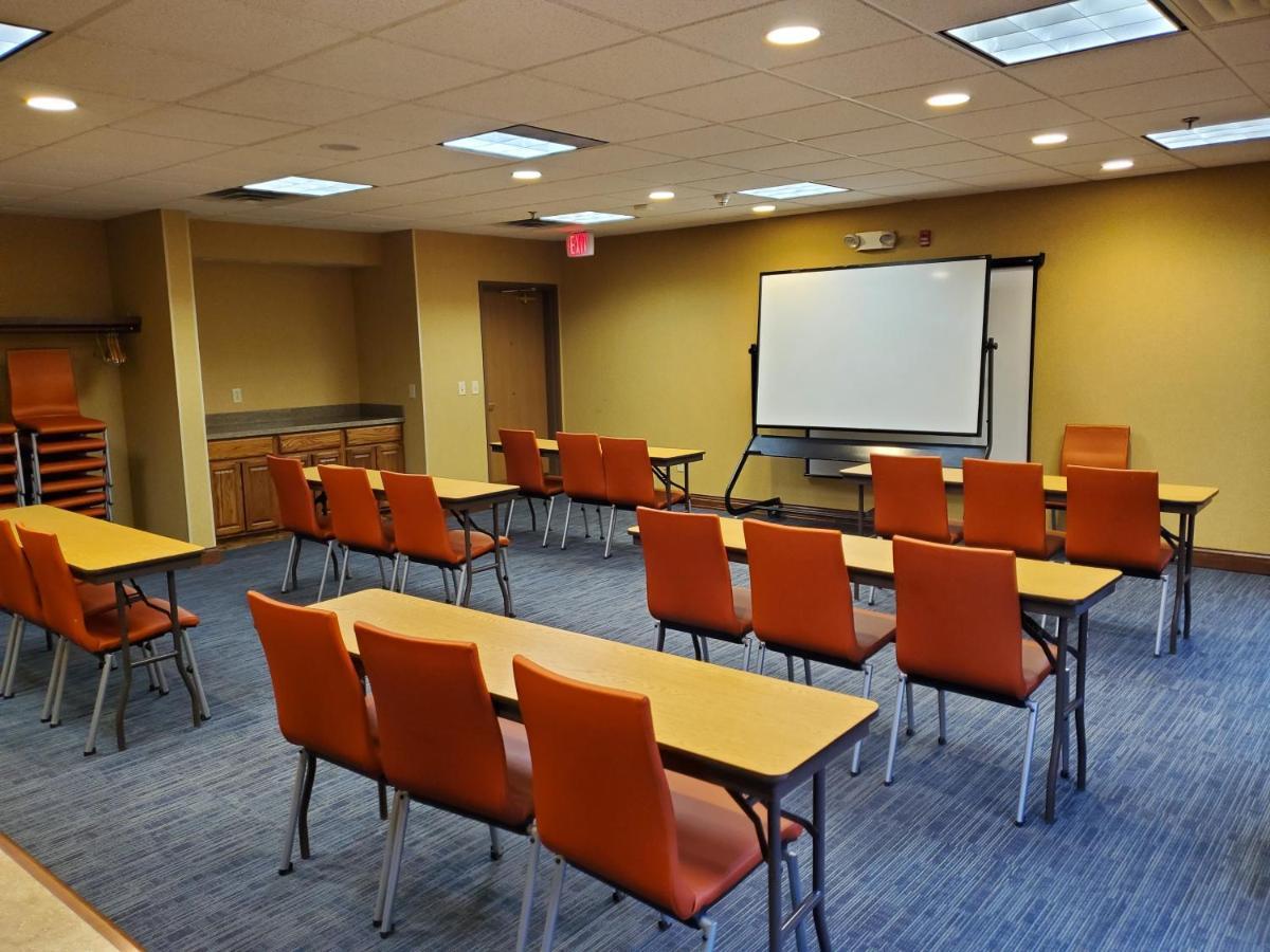 Holiday Inn Express Hotel & Suites Mattoon By Ihg Extérieur photo