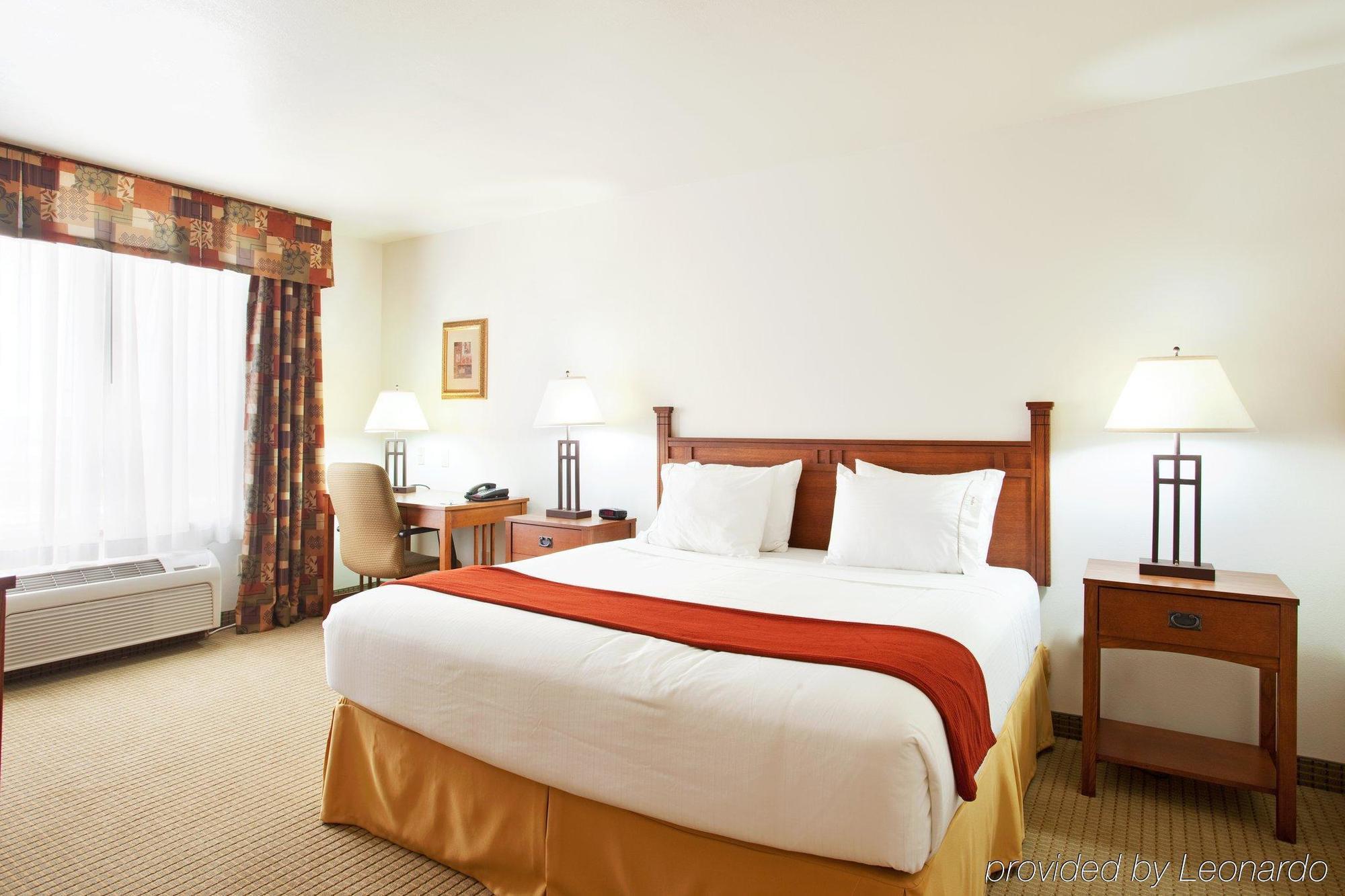 Holiday Inn Express Hotel & Suites Mattoon By Ihg Extérieur photo